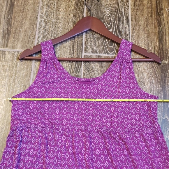 Old Navy Maternity Tank - Picture 4 of 5